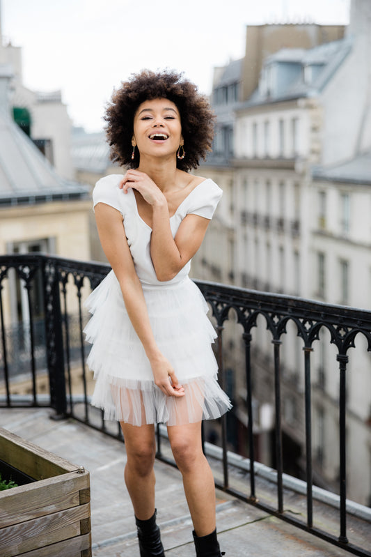 Robe de Mariage Civil "La Trendy" - Audace et Élégance en Soie et Tulle